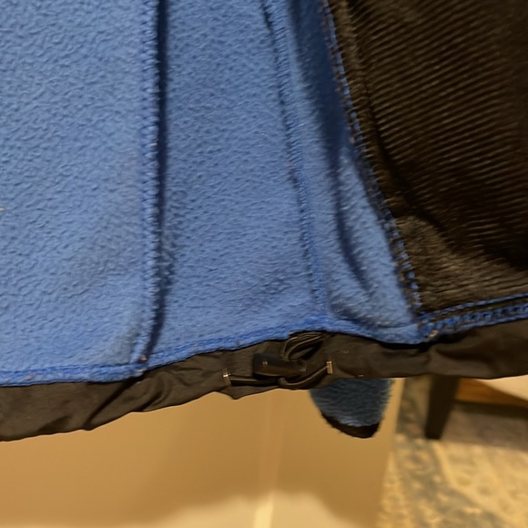 The North Face light blue and black jacket women’s medium - Picture 6 of 6